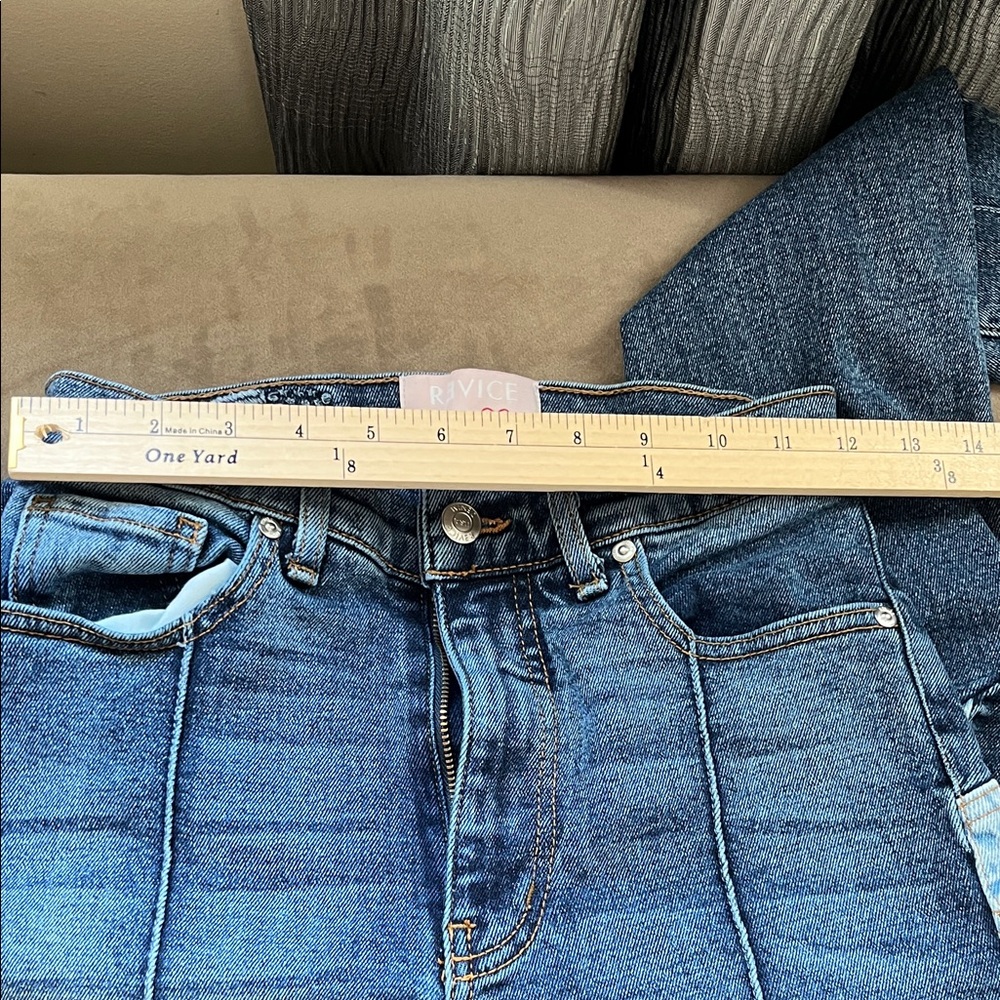 REVICE Two-Tone Blue High Rise Patchwork Jeans - Picture 7 of 16
